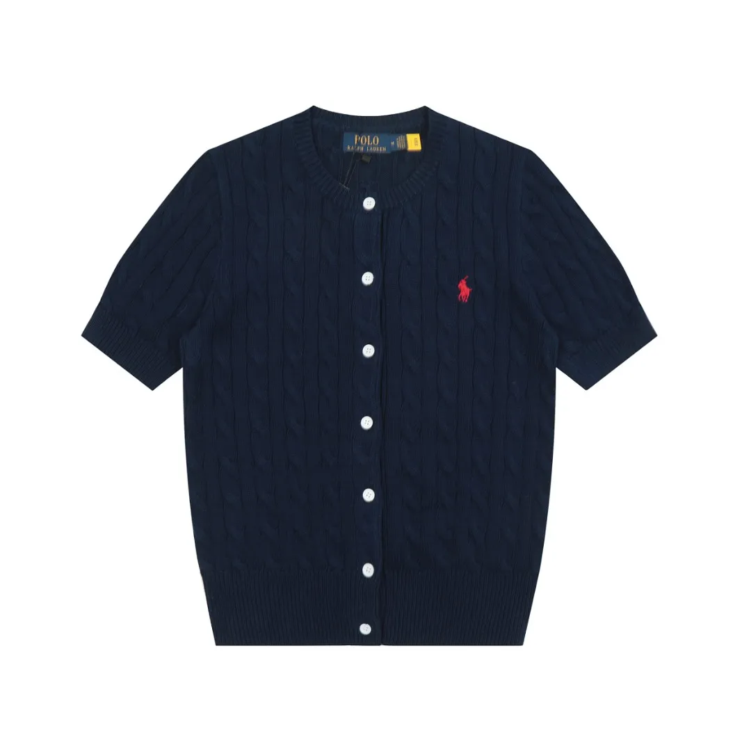 🅿️176 "Top quality" Style number: DS021# (not off the shelves all year round) [Ralph Lauren round neck cardigan solid color pony embroidered logo knitted short sleeves] ✅Ralph Lauren classic basic versatile all-season cardigan knitted short sleeves ✅Main supplier platform live broadcast Wholesale entities Replenish when out of stock Not off the shelves ✅ZP quality 1:1 version Scan the code to enter the GF website Counter quality ✅Details and quality are the only one in Guangzhou. Imported quality cotton yarn, focusing on high-end, cost-effective. Needless to say good quality. ✅The version is restored to the original order. The maximum size can be worn up to 160 pounds. Loose, comfortable and stress-free.